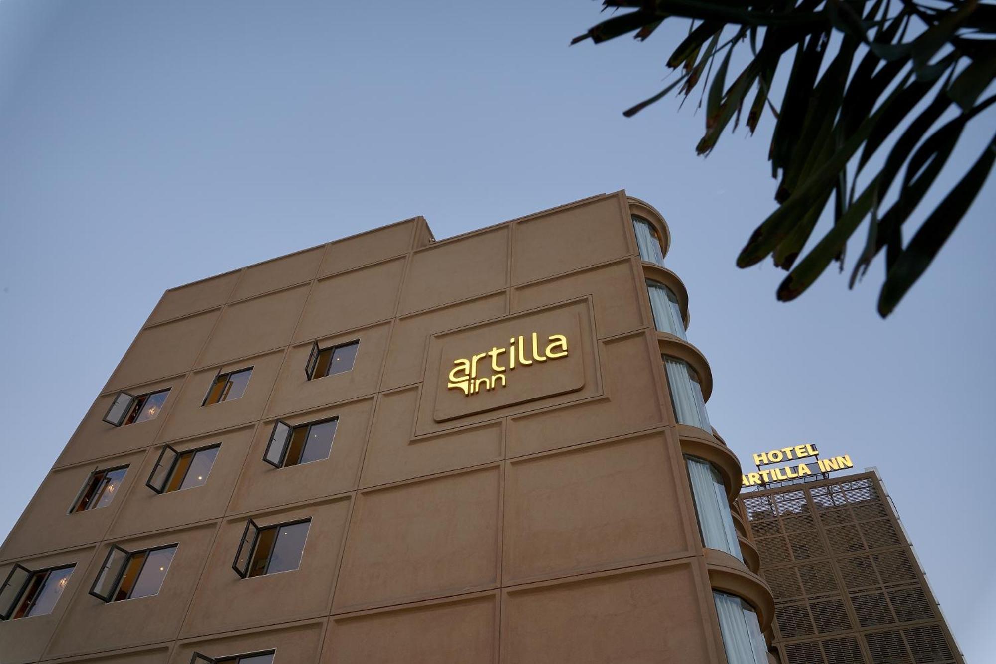 Artilla Inn Ahmedabad Exterior foto